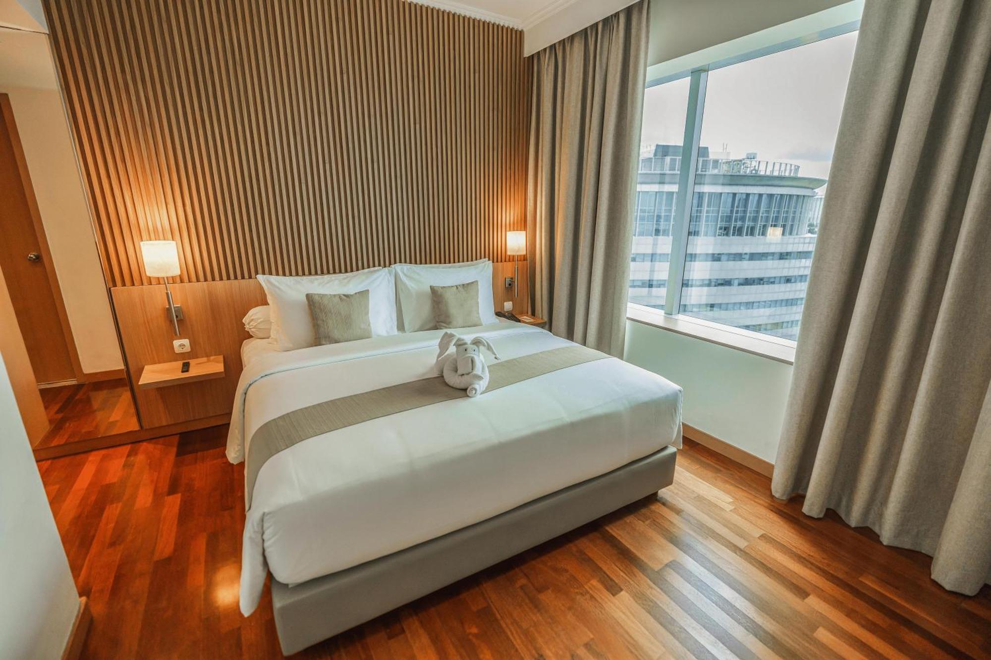 Hotel Kimaya Slipi Jakarta By Harris Екстер'єр фото