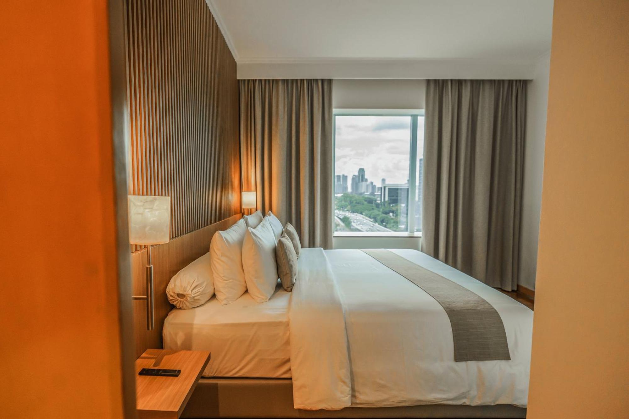 Hotel Kimaya Slipi Jakarta By Harris Екстер'єр фото