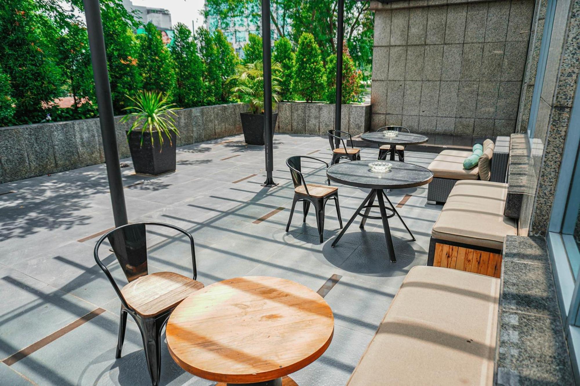 Hotel Kimaya Slipi Jakarta By Harris Екстер'єр фото