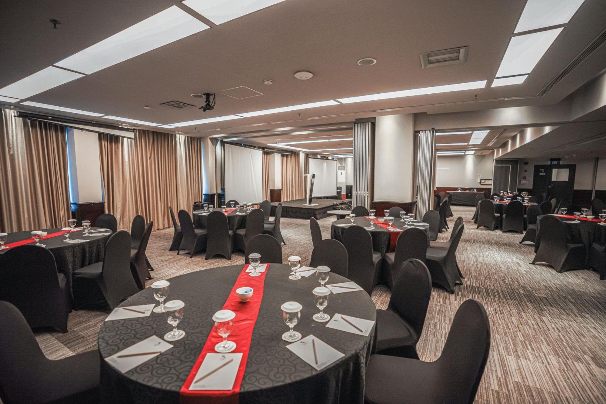 Hotel Kimaya Slipi Jakarta By Harris Екстер'єр фото