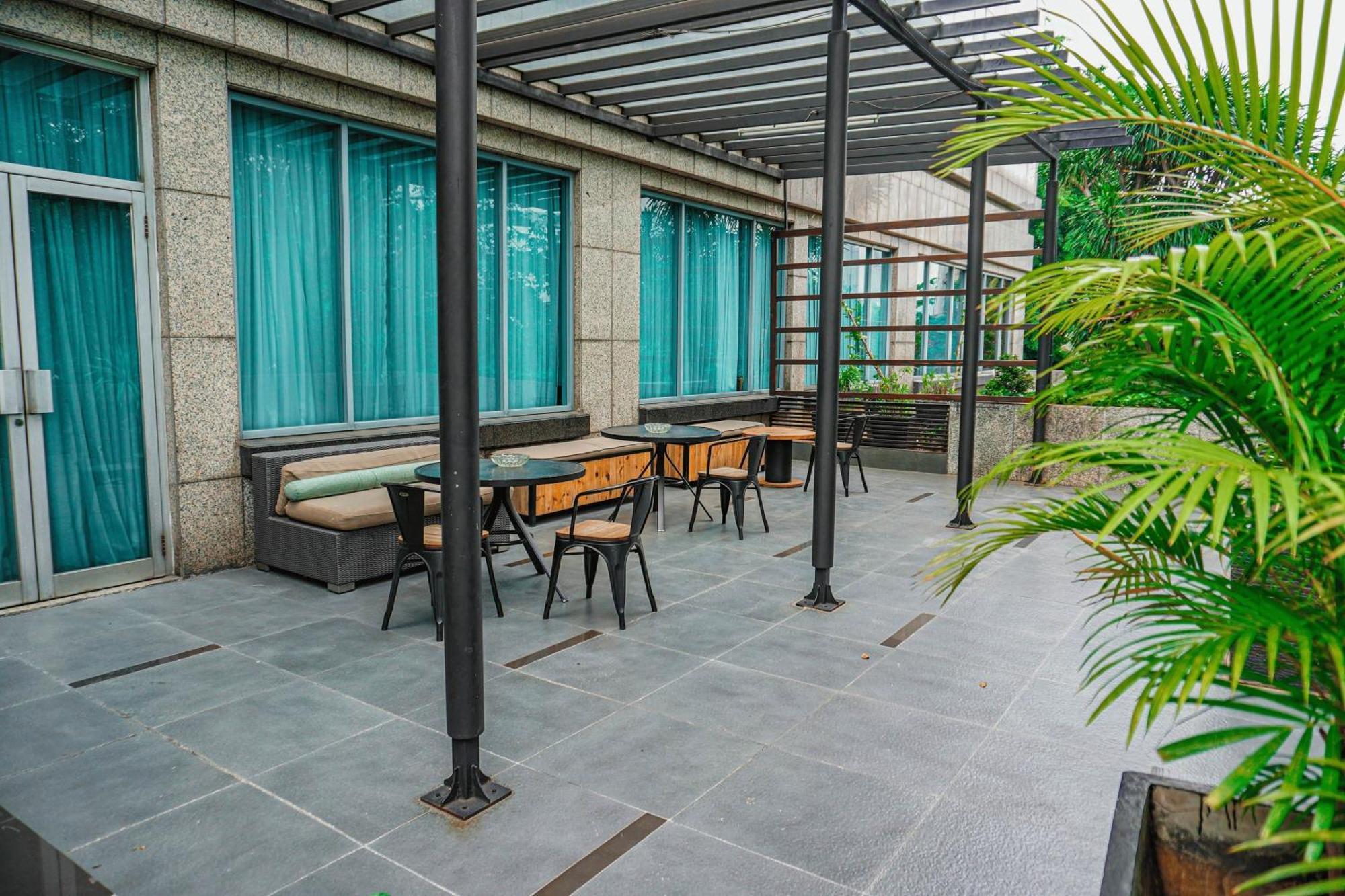 Hotel Kimaya Slipi Jakarta By Harris Екстер'єр фото
