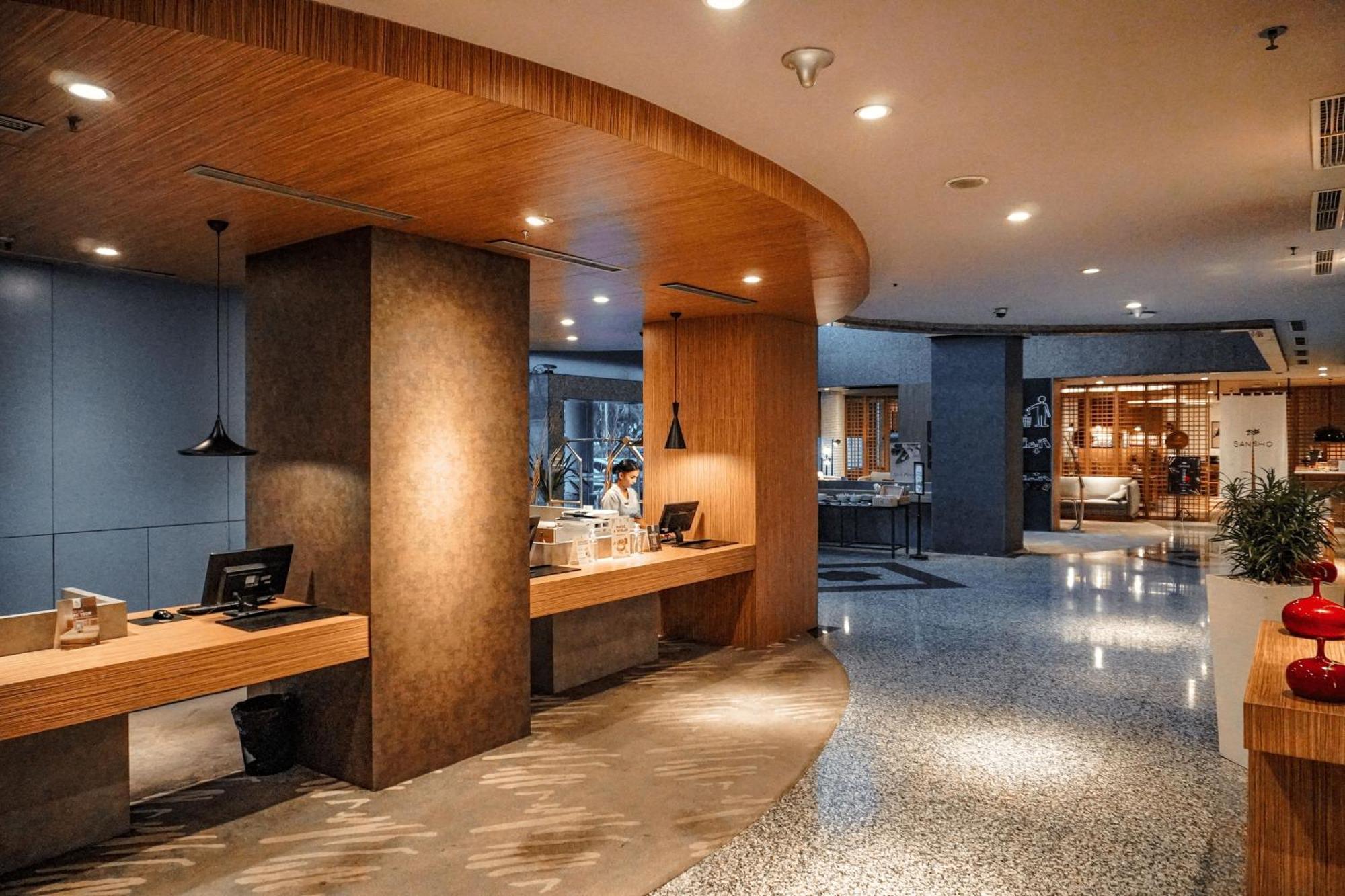Hotel Kimaya Slipi Jakarta By Harris Екстер'єр фото